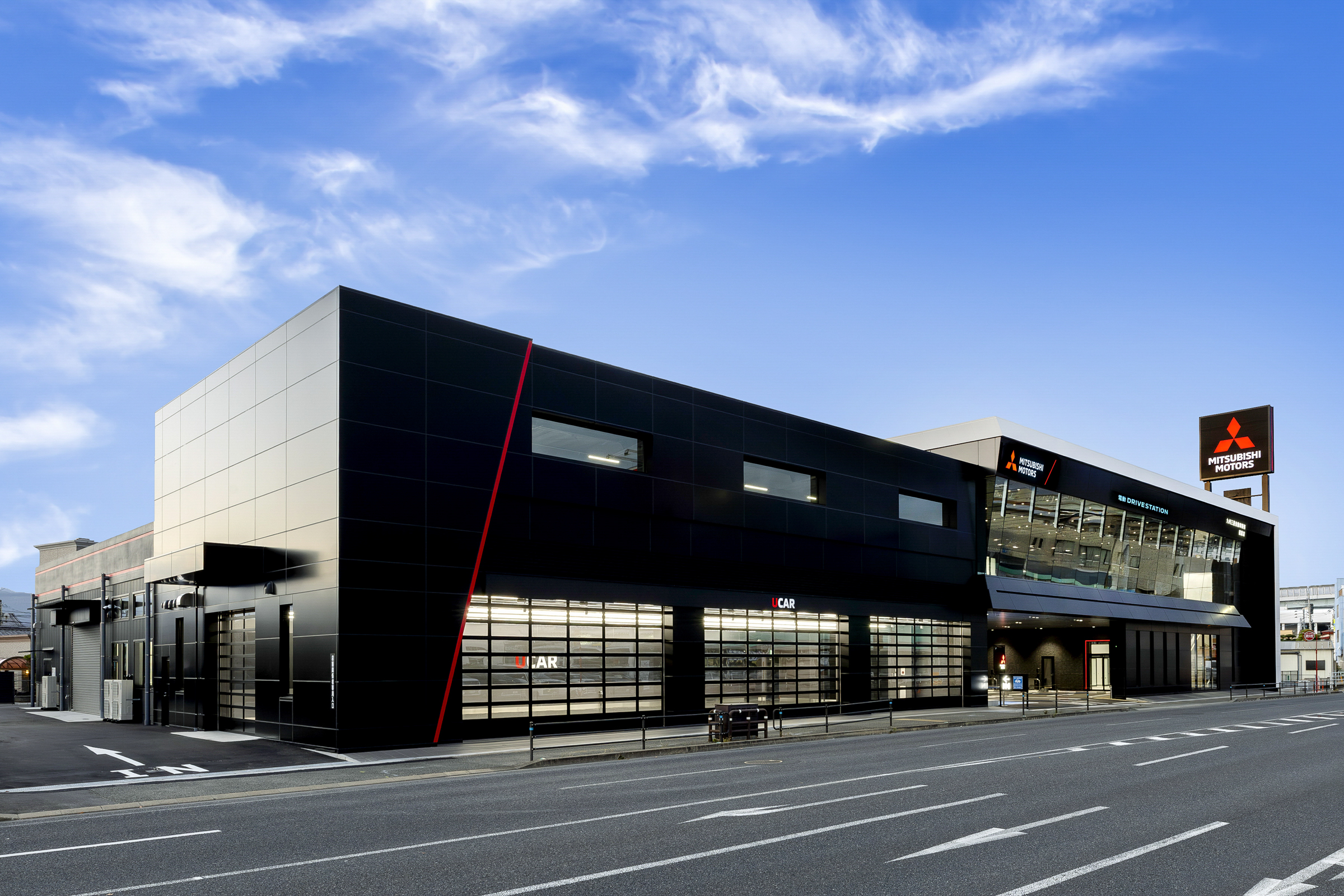 九州三菱自動車販売株式会社　福重店